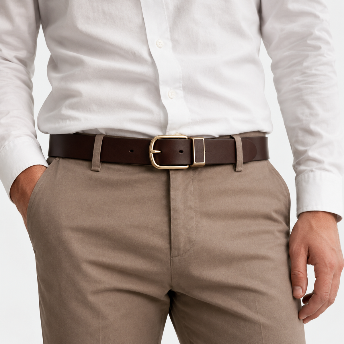 Ceinture Marron Pour Homme À Boucle Dorée portée Univers Ceinture