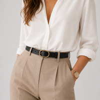 Ceinture Noire En Cuir De Vachette À Boucle Ardillon portée Femme univers ceinture
